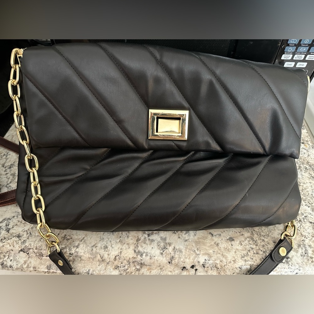 Steve Madden Crossbody/Shoulder TurnLock Bag